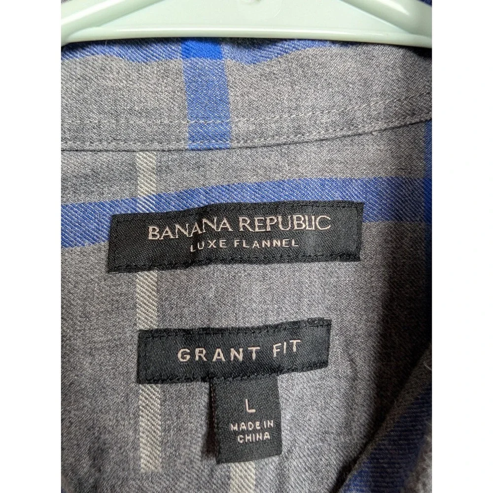 Banana Republic Men's‎ Size Large Button Up Shirt Gray Blue Plaid Long Sleeve
